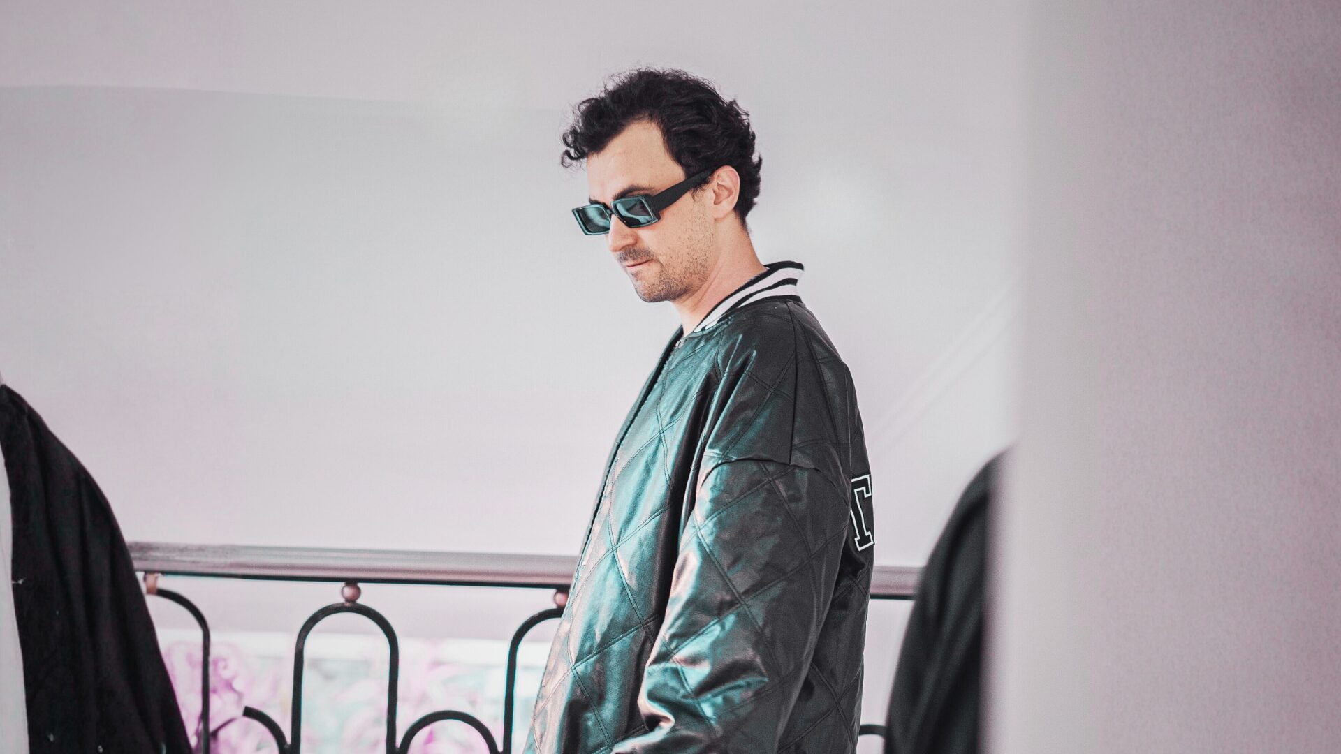 ALEO, THE GRAMMY-WINNING ENGINEER BEHIND BILLBOARD HITS AND GRAMMY ...