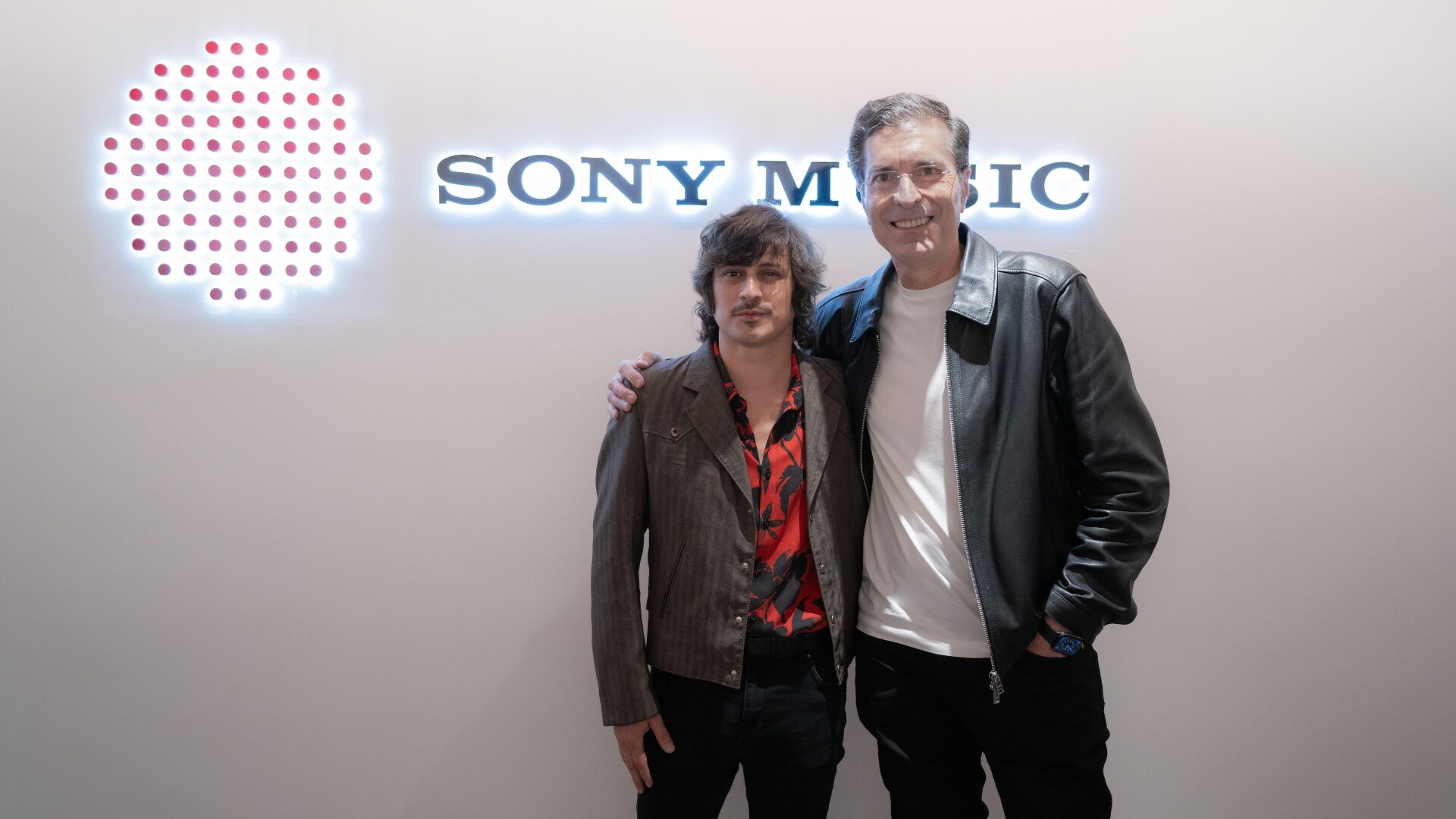 SIDDHARTHA RENEWS HIS ARTISTIC COMMITMENT WITH SONY MUSIC MÉXICO
